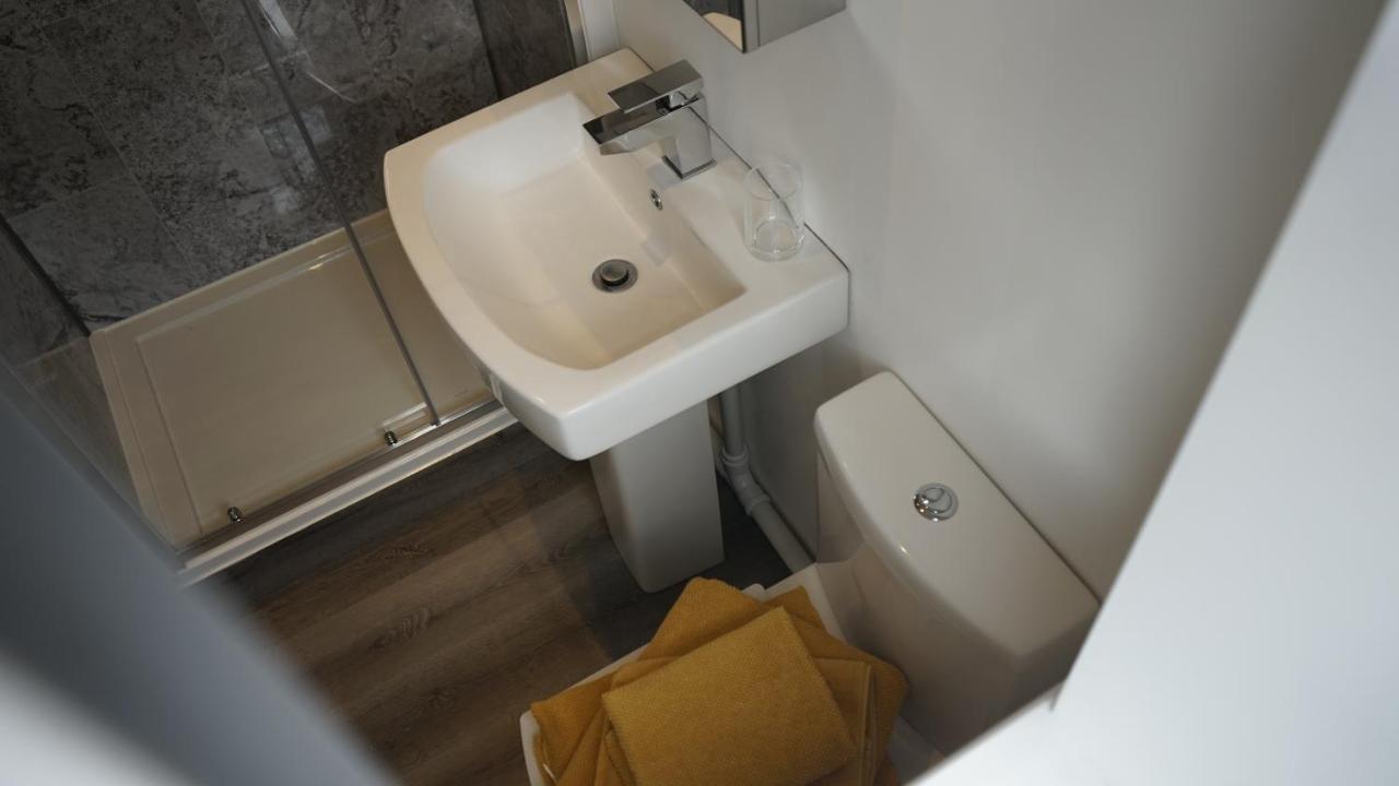 威德尼斯Palm House公寓 外观 照片